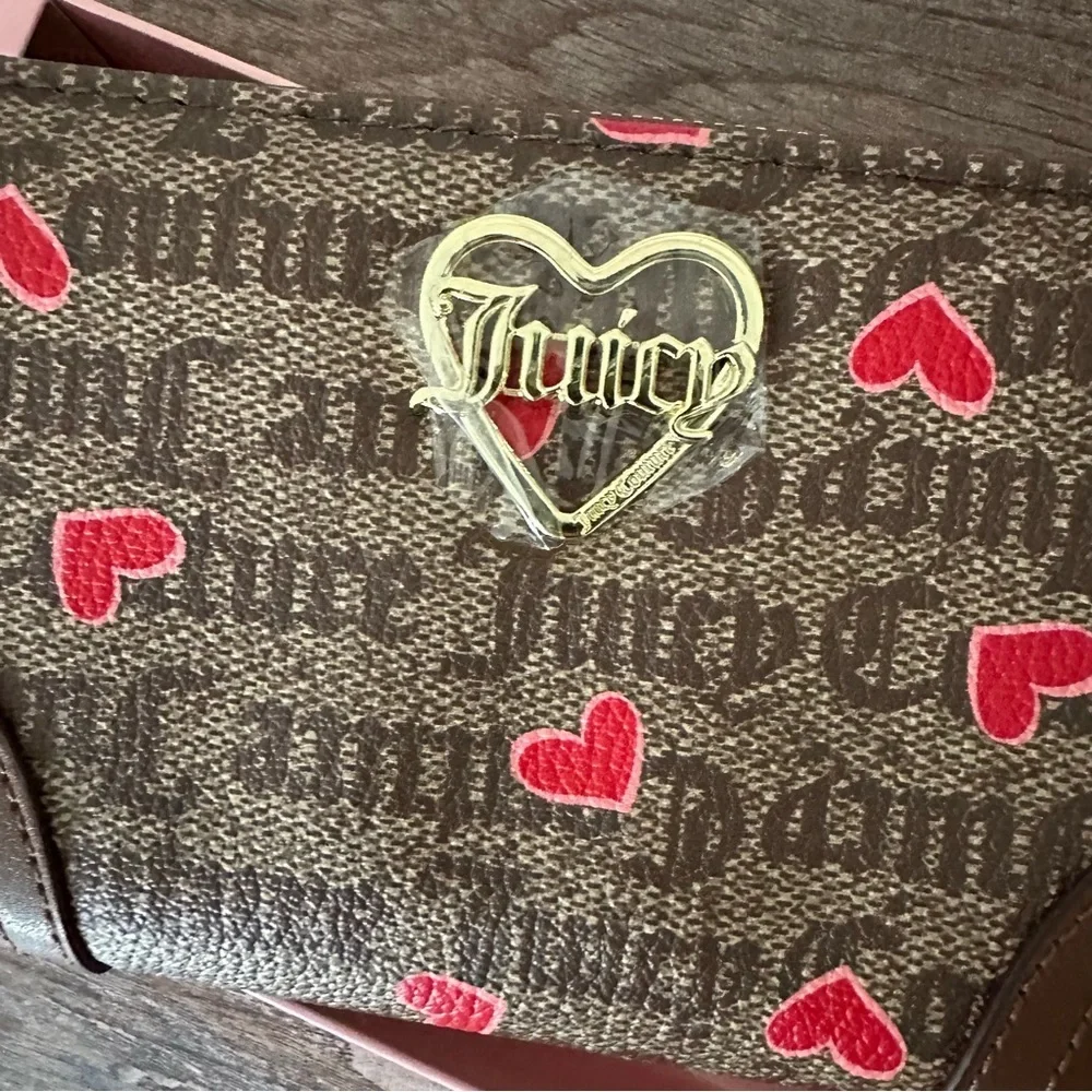 Juicy Couture Chesnut Chino Large Zip Around Boxed Set Wallet